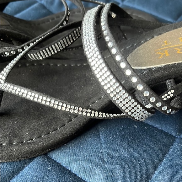 New York Transit Black Thong Sandals with Studded Strap - Picture 3 of 5